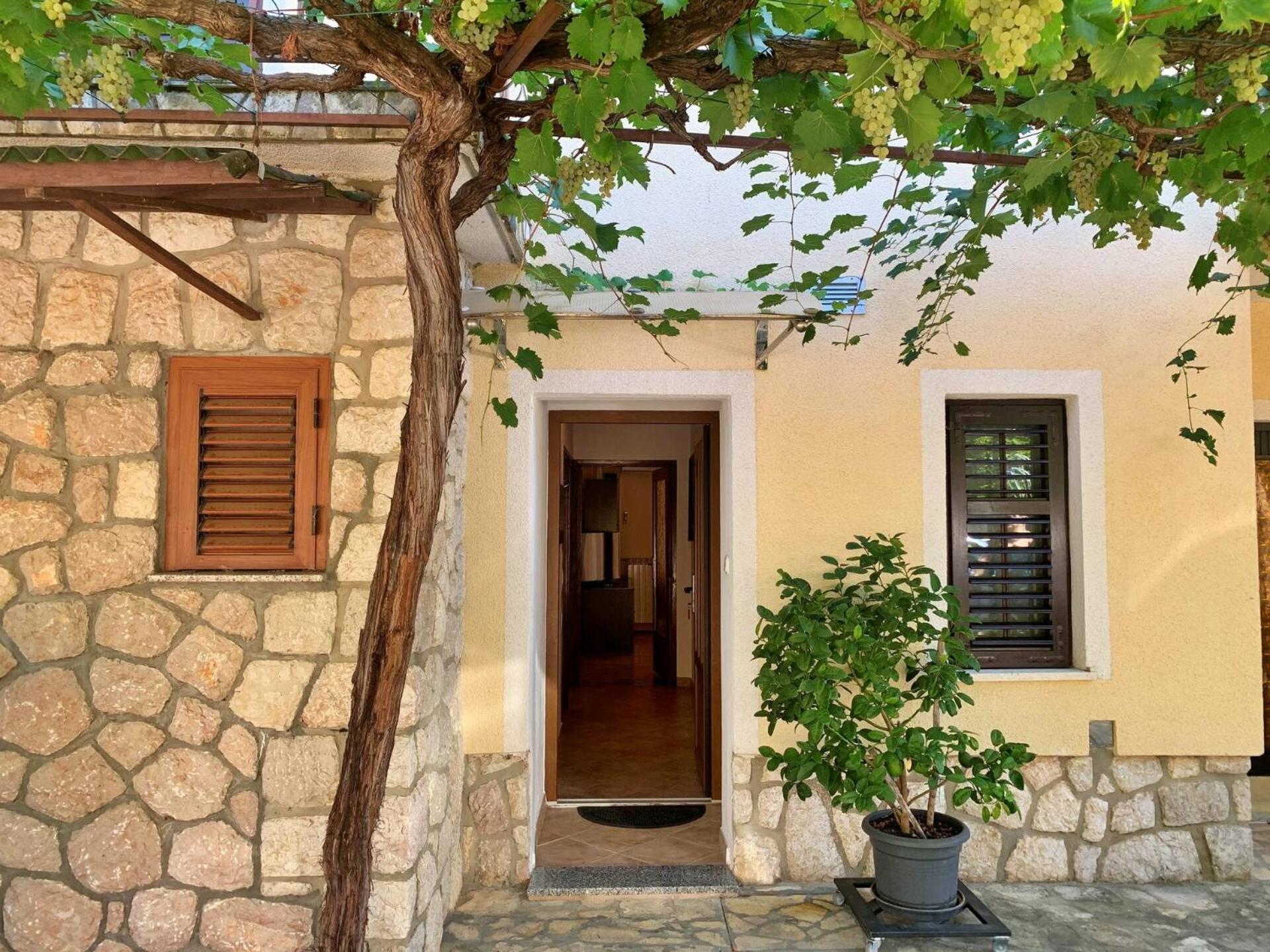Apartments Santic Cizici Exterior photo